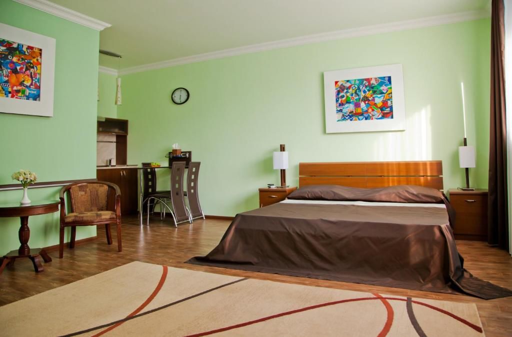 Отель Hin Yerevantsi Hotel Ереван