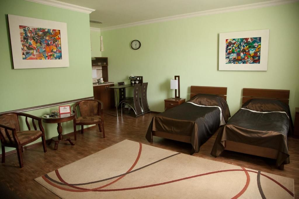 Отель Hin Yerevantsi Hotel Ереван