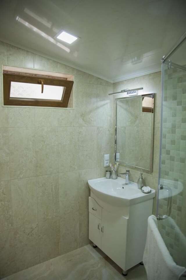 Отель Hin Yerevantsi Hotel Ереван-46