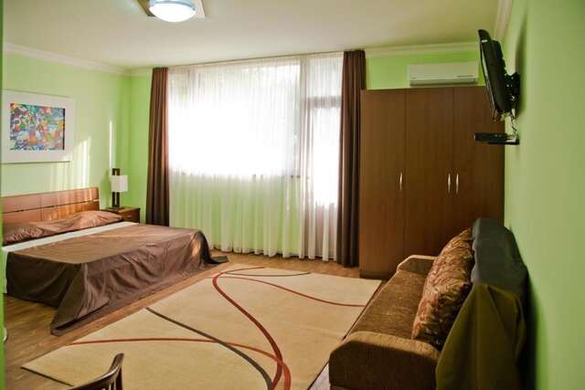 Отель Hin Yerevantsi Hotel Ереван-61