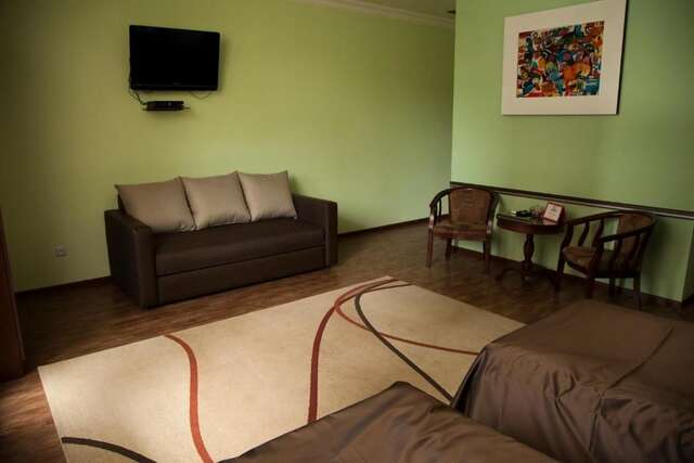 Отель Hin Yerevantsi Hotel Ереван-62